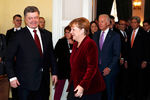 Президент Украины Петр Порошенко, канцлер ФРГ Ангела Меркель и вице-президент США Джо Байден во время Мюнхенской конференции