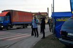Накануне активисты националистической партии «Свобода» блокировали движение грузовиков с российскими номерами у города Стрый