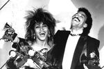 Тина Тернер и Лайонел Ричи во время церемонии вручения «Грэмми» в Лос-Анджелесе, 1985 год