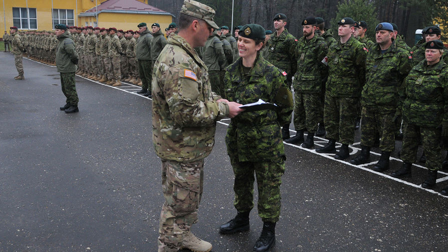 Минобороны Канады отрицает обучение бойцов батальона Азов