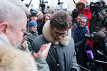 Сын Бориса Немцова Антон во время церемонии открытия мемориальной таблички на доме на Малой Ордынке, где жил политик, 16 марта 2018 года