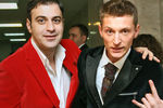 Гарик Мартиросян и Павел Воля после церемонии вручения музыкальной премии «Золотой граммофон» в Кремле, 2006 