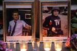 Цветы и портреты у здания ВГТРК в память о погибших журналистах ВГТРК, 2014 год