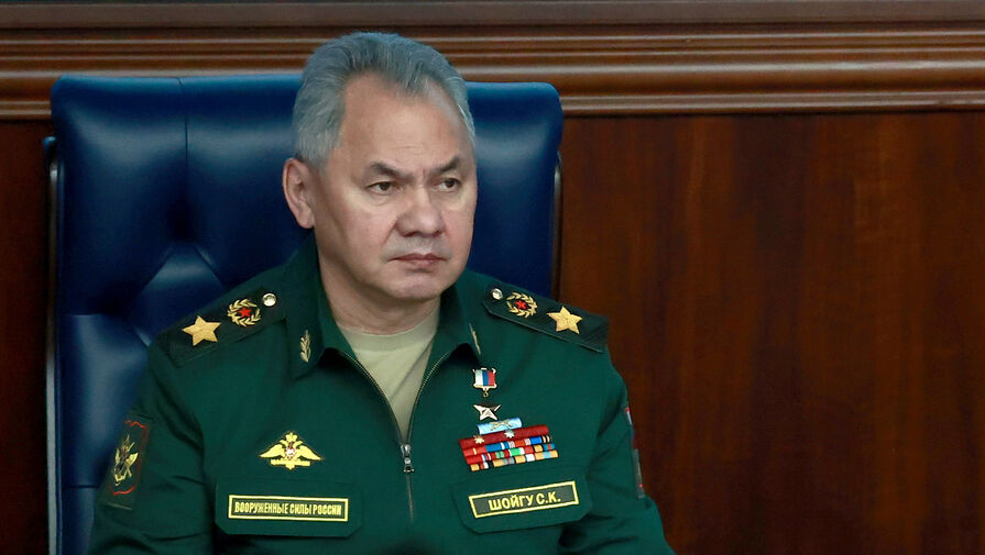 Шойгу: меры по совершенствованию ВС РФ на фоне угроз от НАТО внесут в планы развития армии