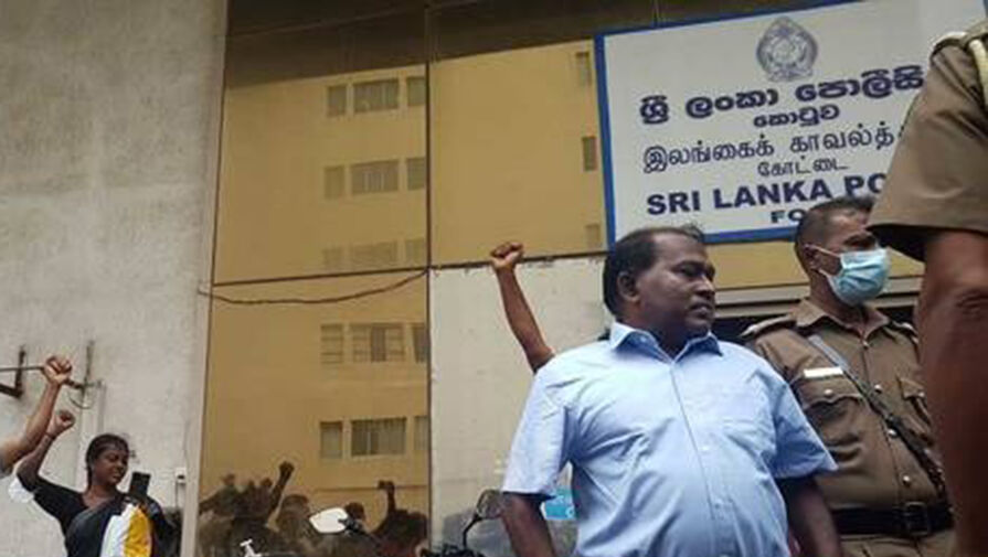 На Шри-Ланке за митинг задержали Иосифа Сталина  главу национального профсоюза учителей