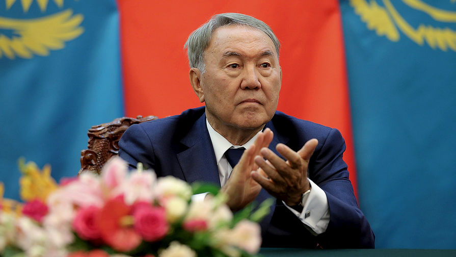 Президент Казахстана Нурсултан Назарбаев во время церемонии в Пекине, 2015 год