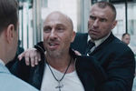 Алексей Герилович и Дмитрий Нагиев в сцене из фильма «БУМЕРанг» (2021)