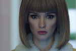 Паулина Андреева в роли робота-андроида в сериале «Лучше, чем люди» (2018)
