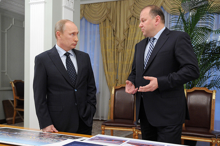 Президент России Владимир Путин и губернатор Калининградской области Николай Цуканов