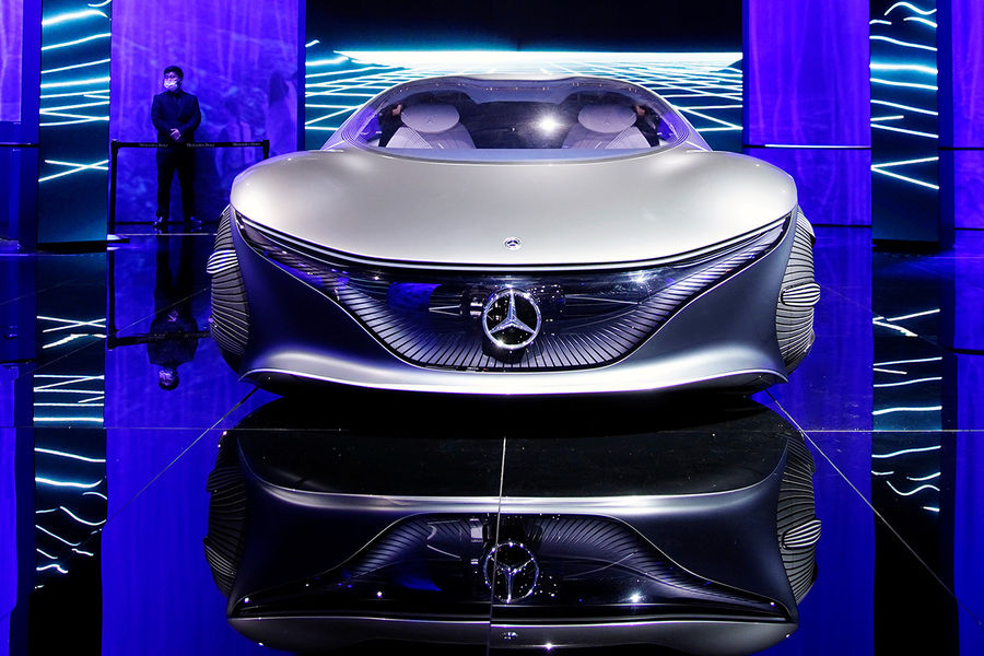 Концепт-кар Mercedes-Benz Vision AVTR на&nbsp;Шанхайском автосалоне, апрель 2021&nbsp;года
