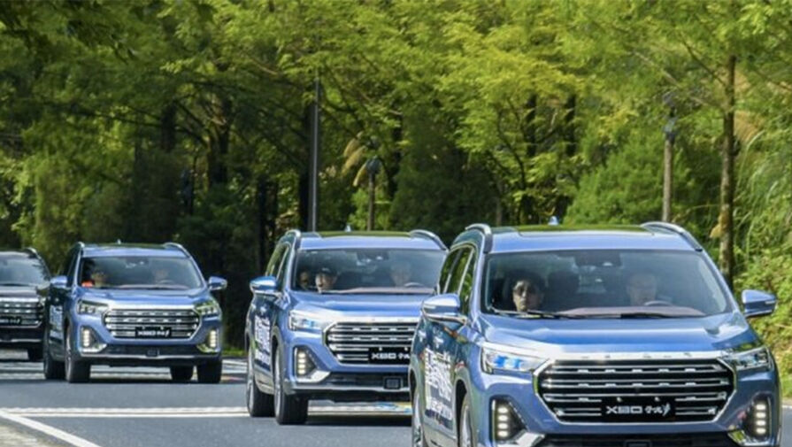 Bloomberg: Китай занял третье место по поставкам автомобилей в 2022 году