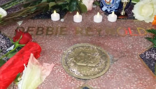 В Лос-Анджелесе почтили память актрисы Дебби Рейнолдс