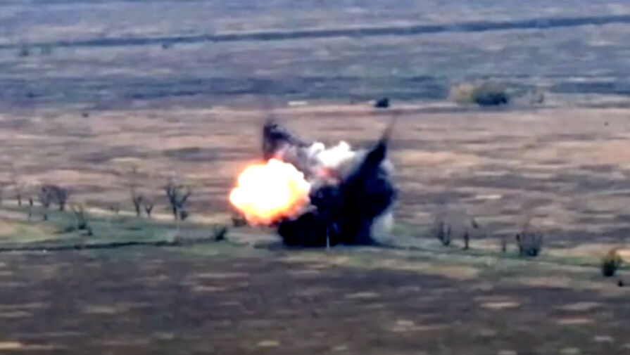 Бойцы 1-й Славянской бригады показали видео поражения бронемашины ВСУ из пушки Рапира
