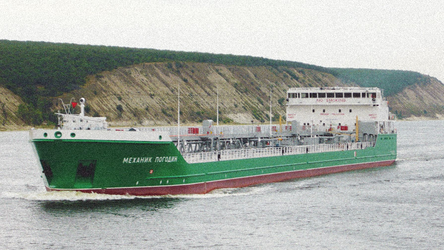 Нефтеналивной танкер «Механик Погодин», 2011 год