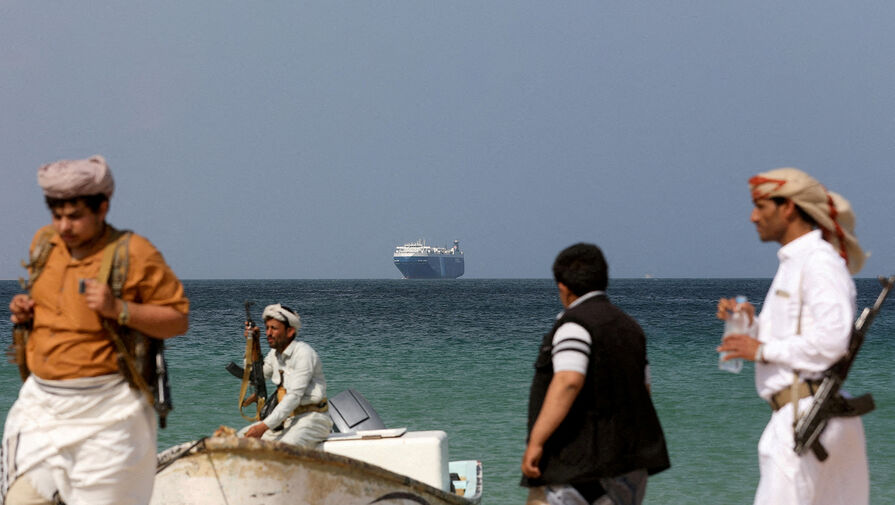 В Индии заявили об отсутствии угроз импорту нефти из Красного моря