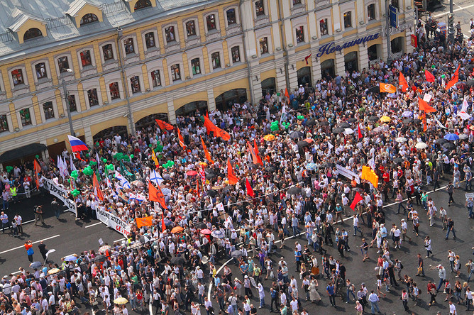 Оппозиции не дают митинговать в центре Москвы 