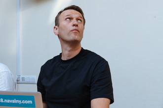 Политик Алексей Навальный перед заседанием Симоновского районного суда Москвы, 3 августа 2017 года