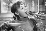 Надежда Румянцева в роли Тоси на съемках кинофильма «Девчата», 1962 год