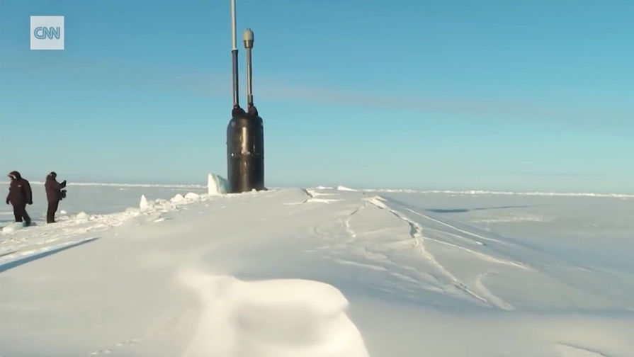 Американская подводная лодка Hartford во льдах Арктики (кадр из&nbsp;видео)