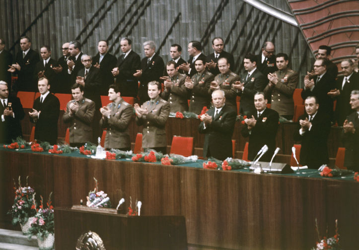 ������, ����������� ���������� ������ ����������� �������� "����-4" � "����-5" � ����������� ������ �������. 