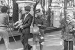 Актеры Андрей Гусев и Наталья Вавилова в кадре из фильма «Розыгрыш» (1977)