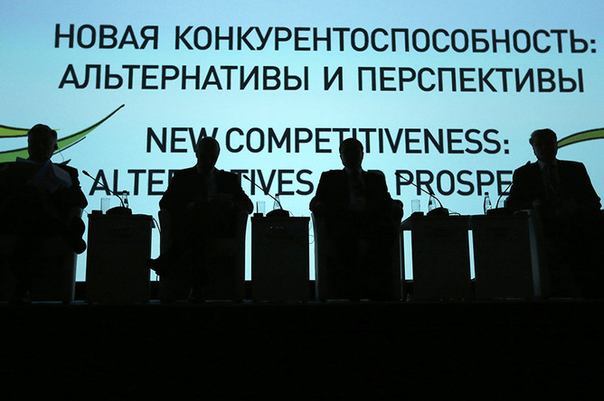 Во время панельной сессии Сбербанка на тему «Новая конкурентоспособность: альтернативы и перспективы»