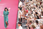 Актриса Нонна Гришаева перед церемонией открытия 25-го открытого российского кинофестиваля «Кинотавр»