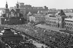 Митинг на Красной площади, посвященный первому в мире космическому полету, 14 апреля 1961 года