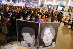 Акция в память об убитых восемь лет назад в центре Москвы адвокате Станиславе Маркелове и журналистке Анастасии Бабуровой, 19 января 2017 года