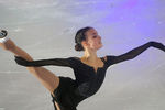 Анна Щербакова выступает в показательных выступлениях на чемпионате России по фигурному катанию в Саранске
