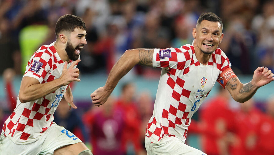 Игрок "Зенита" и сборной Хорватии Ловрен устроил скандал с журналистами после матча ЧМ-2022