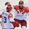 Хоккеистов сборной России накормили в Туле пряниками и подарили самовар