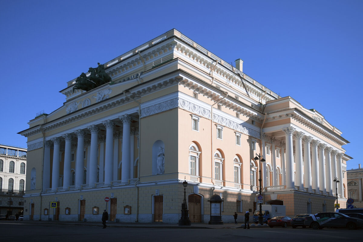 В Петербурге сорвалась премьера спектакля «Мейерхольд. Чужой театр» -  Газета.Ru | Новости