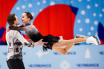 Александра Бойкова и Дмитрий Козловский во время выступления, 21 декабря 2023 года