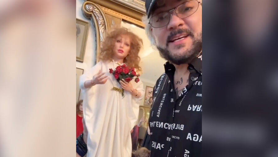 Киркоров снялся с куклой Аллы Пугачевой 
