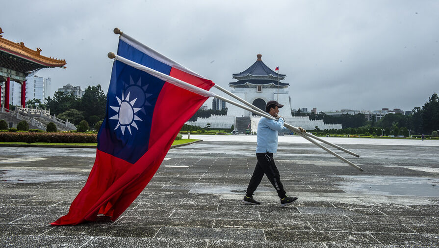 Тайвань зафиксировал приближение летательных аппаратов и кораблей КНР