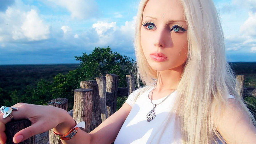 Фото: Валерия Лукьянова - живая Барби с Украины