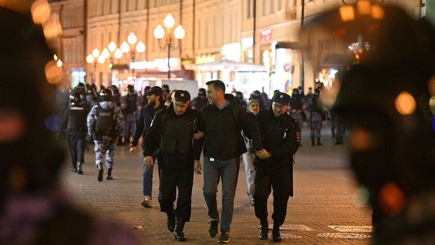 Более 200 повесток выдано участникам незаконной акции против мобилизации в Москве