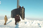 Американская подводная лодка Hartford во льдах Арктики (кадр из видео)