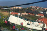 Последствия аварии с участием туристического автобуса на португальском острове Мадейра, 17 апреля 2019 года