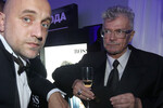 Писатель Захар Прилепин и Эдуард Лимонов на торжественной церемонии вручения наград журнала GQ «Человек года», 2011 год