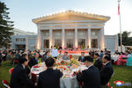 Северокорейский лидер Ким Чен Ын на торжественном ужине по случаю 73-й годовщины основания Северной Кореи в Пхеньяне, 2021 год