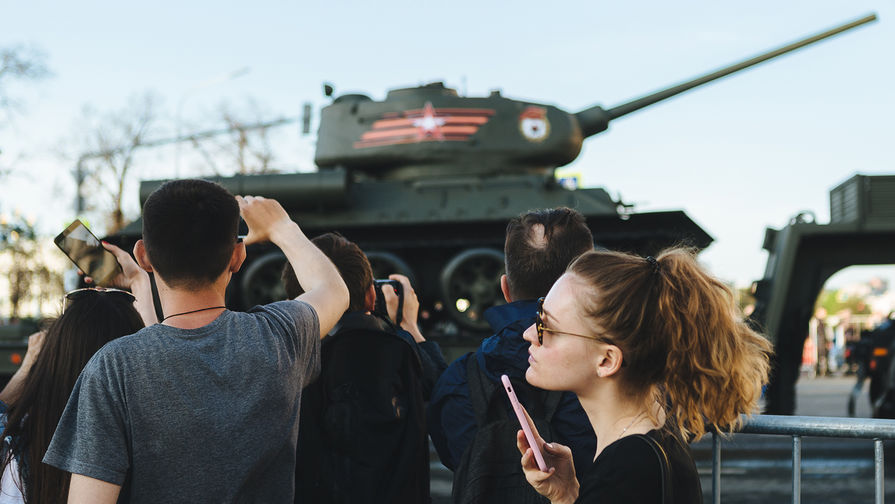 К юбилею: на параде Победы представят новейшую военную технику