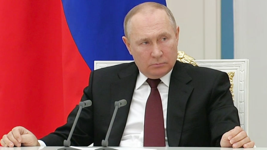 Путин предложил членам СБ обсудить развитие радиоэлектронной промышленности до 2030 года