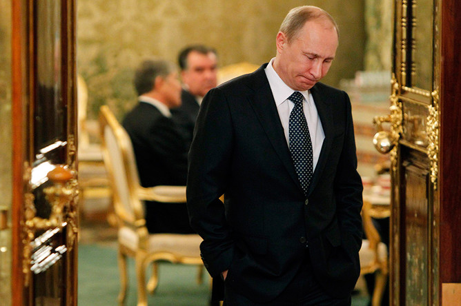 Российская экономика не хочет выходить на устойчивый рост, показатели скачут, признал Владимир Путин
