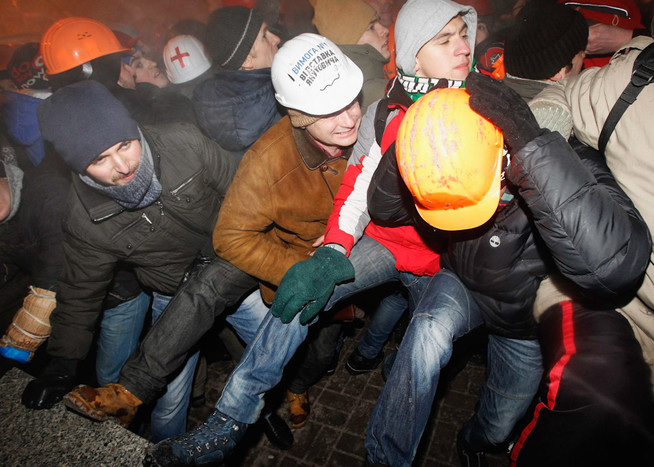 Разгон митингующих на&nbsp;киевском майдане Незалежности