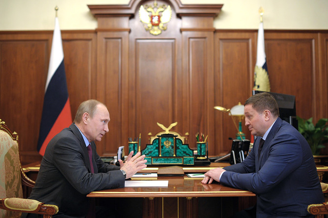 Владимир Путин и Андрей Бочаров во время встречи в Кремле