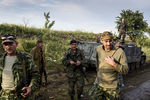 Бойцы батальона «Призрак» народного ополчения Луганска на линии фронта неподалеку от Лисичанска