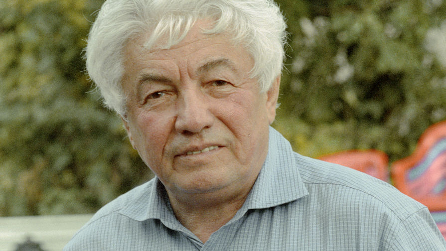 Писатель Владимир Войнович, 1995 год