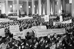 Митинг молодежи в Большом актовом зале Московского государственного университета имени М.В. Ломоносова против преступлений империализма, 1972 год